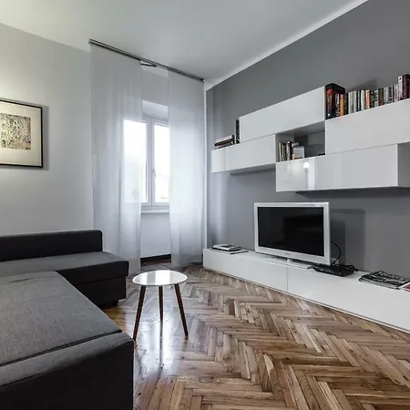 San Lorenzo Building Apartment