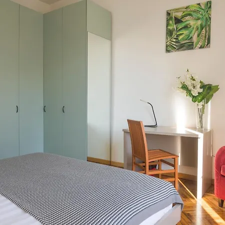 San Lorenzo Building Apartment *