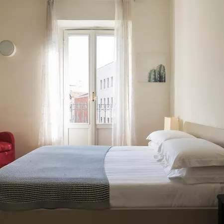 Apartment San Lorenzo Building