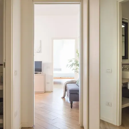 San Lorenzo Building Apartment *