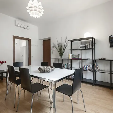 San Lorenzo Building Apartament