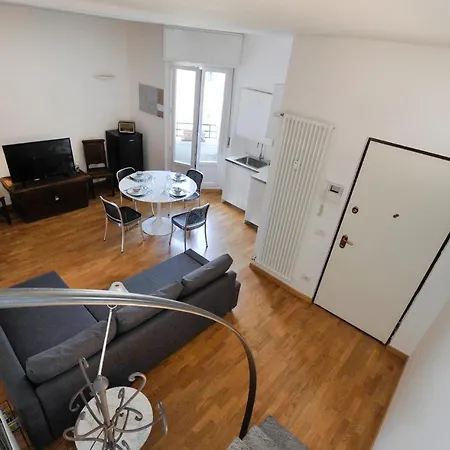 Apartament San Lorenzo Building Mediolan